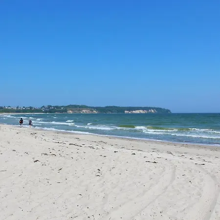 Strandnahe Rex Rugia: Balkon & Erlebnisbad-zugang * Lobbe