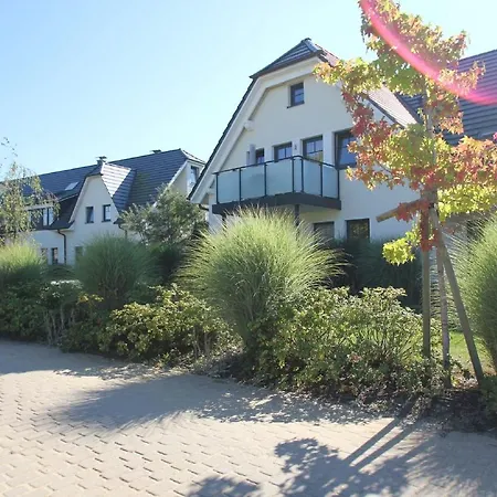Strandnahe Rex Rugia: Balkon & Erlebnisbad-zugang Apartment *