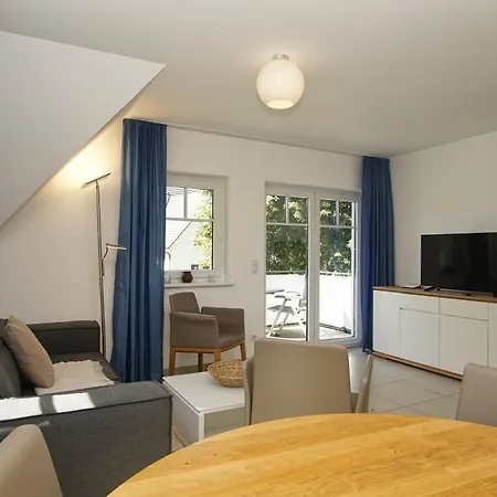 Strandnahe Mit Balkon, Gratis Nutzung Vom Ahoi Erlebnisbad Und Sauna In Sellin - Rex Rugia 29-7 * Lobbe