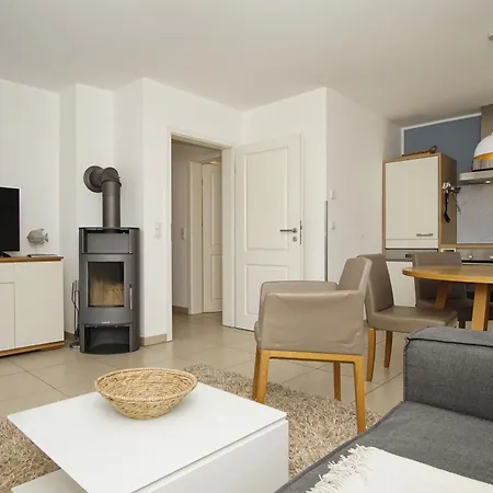 Strandnahe Rex Rugia: Balkon & Erlebnisbad-zugang Apartment *
